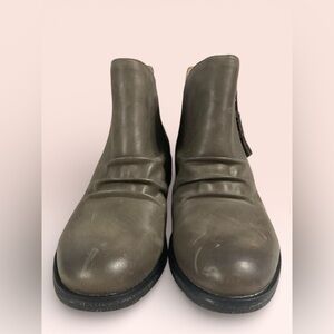 Aetrex LB306 Mila Low Ankle Boot Gray Weatherproof Leather Women's Size 10